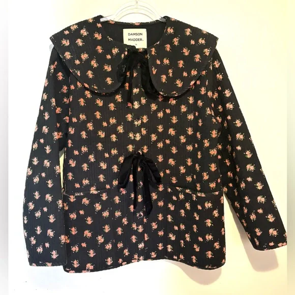Damson Madder Elsie quilted rose print tie front jacket in black - Picture 4 of 10